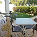 بيت ضيافة Charming لاغوس